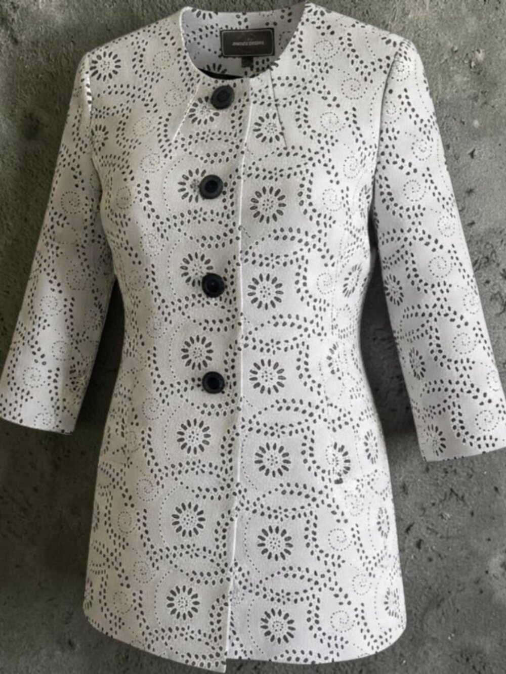 Johnston & Murphy White Cotton Eyelet Lace Jacket, Size M